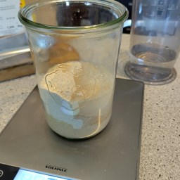 Sauerteig selber ansetzen & füttern